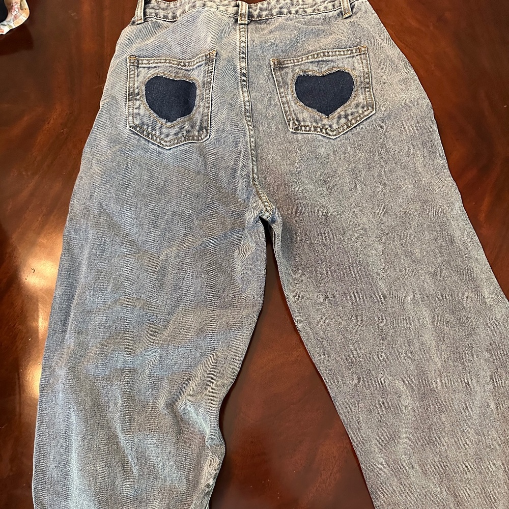 Jeans - Picture 2 of 3